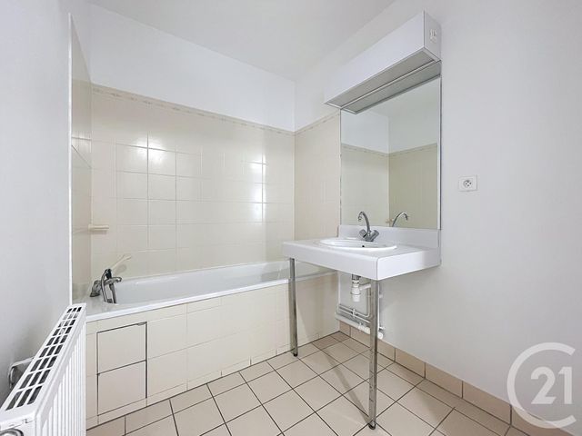 Appartement T2 à vendre - 2 pièces - 48.77 m2 - COMPIEGNE - 60 - PICARDIE - Century 21 Infinity