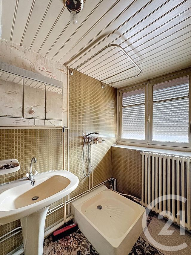 Afficher la photo en grand maison à vendre - 4 pièces - 70.0 m2 - COMPIEGNE - 60 - PICARDIE - Century 21 Infinity