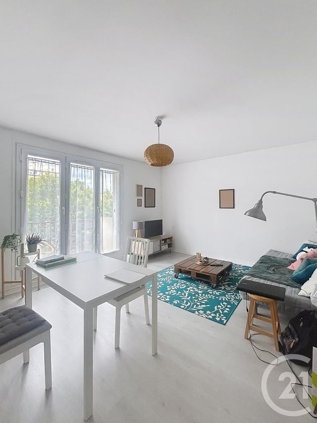 Appartement à louer - 3 pièces - 59.48 m2 - COMPIEGNE - 60 - PICARDIE - Century 21 Infinity