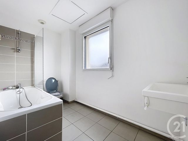 Afficher la photo en grand maison à vendre - 4 pièces - 77.0 m2 - COMPIEGNE - 60 - PICARDIE - Century 21 Infinity