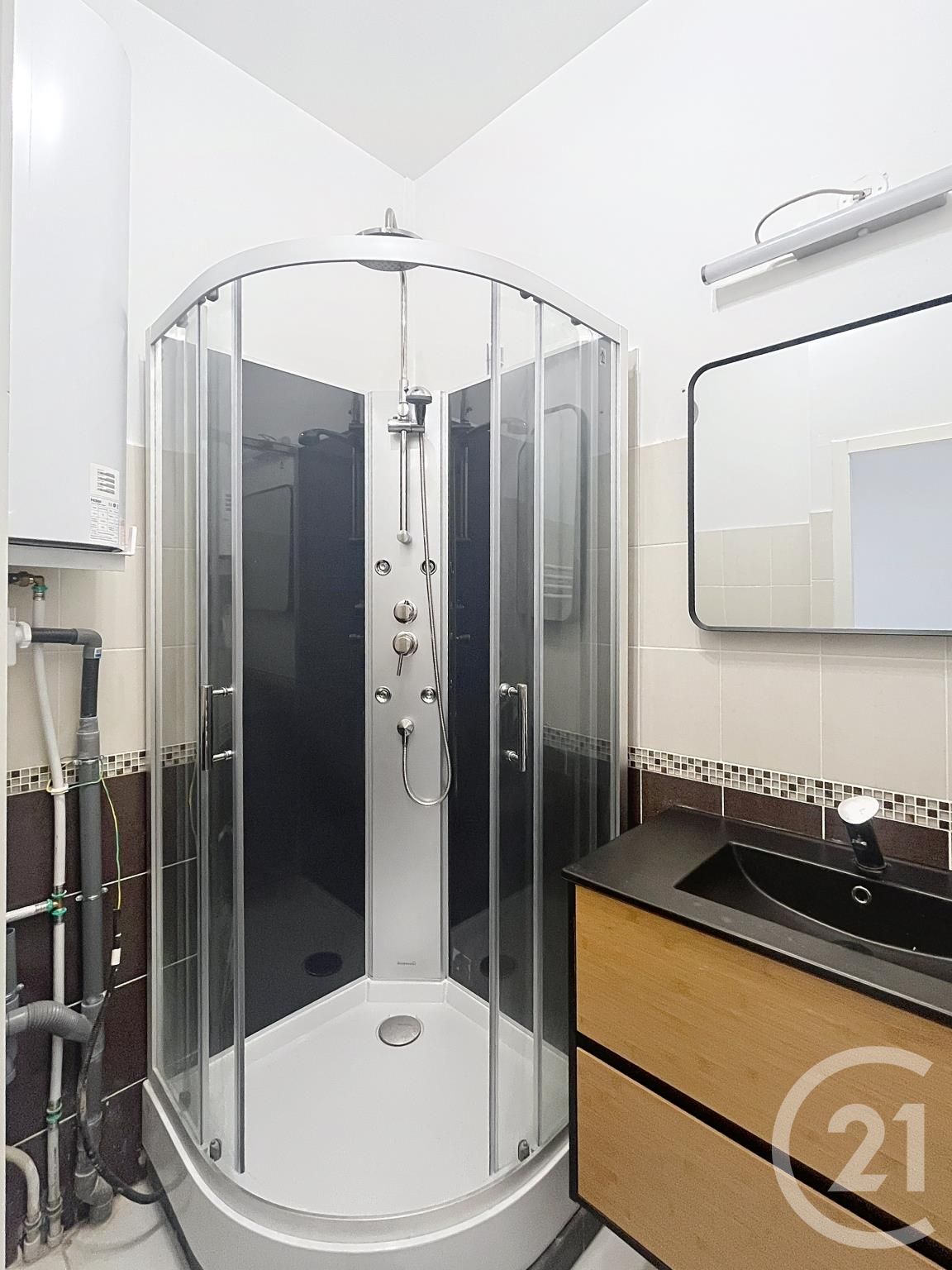Appartement Duplex à louer - 3 pièces - 49.95 m2 - COMPIEGNE - Miniature 5