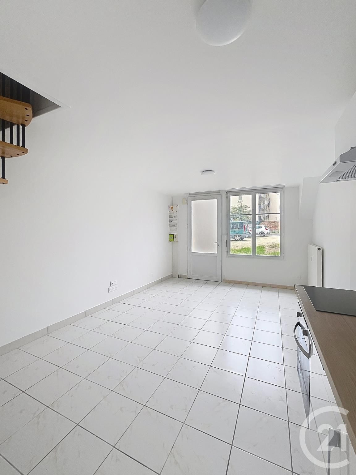 Appartement Duplex à louer - 3 pièces - 49.95 m2 - COMPIEGNE - Miniature 2