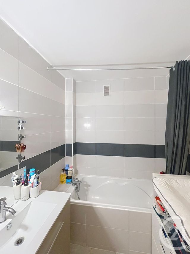 Appartement à vendre - 3 pièces - 73.43 m2 - COMPIEGNE - 60 - PICARDIE - Century 21 Infinity