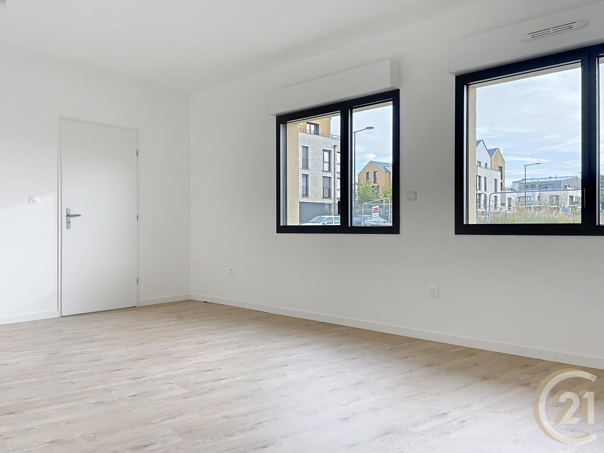 Appartement F2 à vendre - 2 pièces - 45.11 m2 - COMPIEGNE - Miniature 2