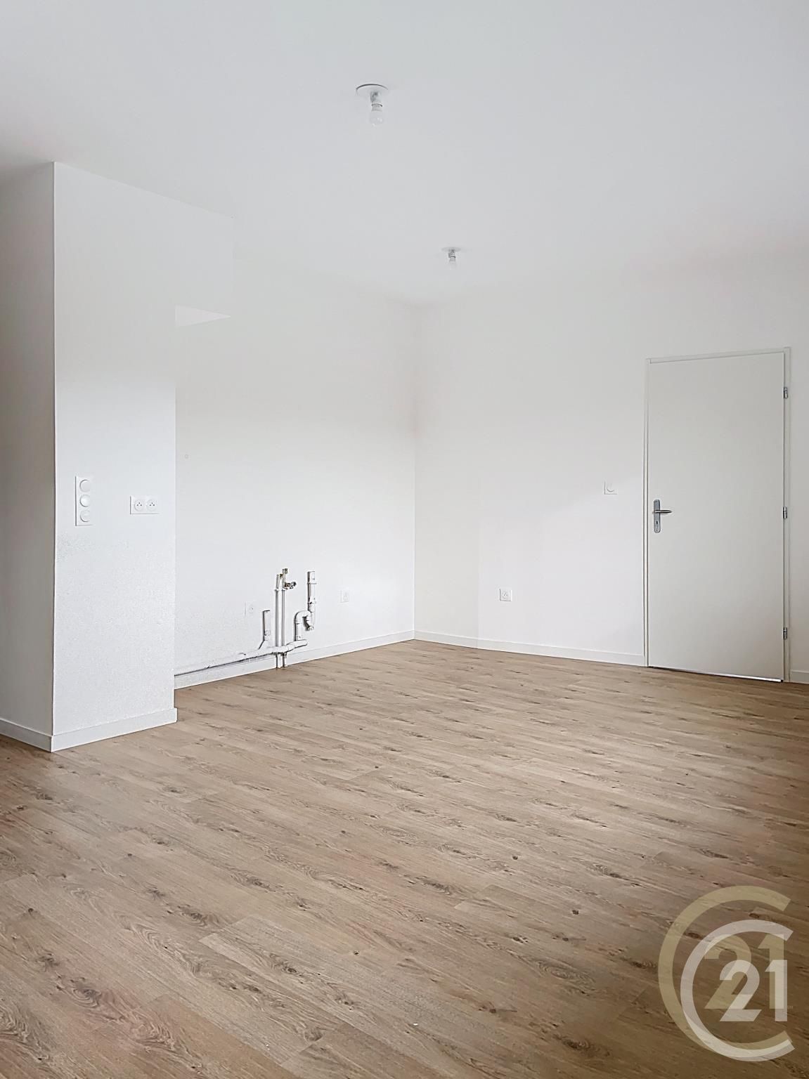 Appartement F2 à vendre - 2 pièces - 45.11 m2 - COMPIEGNE - Miniature 3