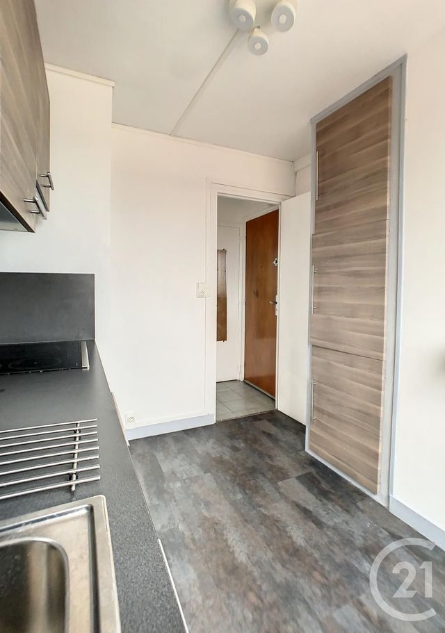 Appartement T2 à louer - 2 pièces - 42.18 m2 - COMPIEGNE - 60 - PICARDIE - Century 21 Infinity