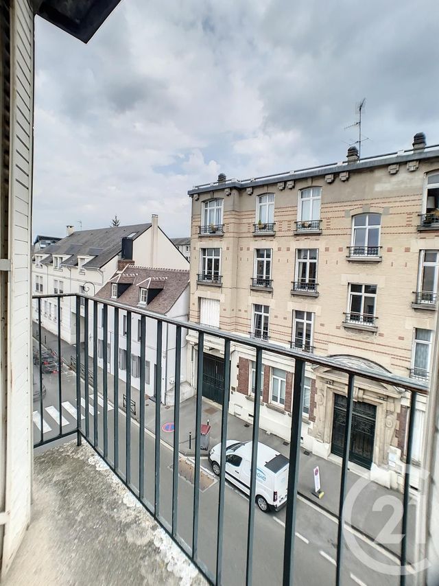 Appartement T2 à louer - 2 pièces - 42.18 m2 - COMPIEGNE - 60 - PICARDIE - Century 21 Infinity