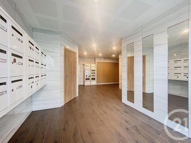 Appartement F3 à vendre - 3 pièces - 71.91 m2 - MARGNY LES COMPIEGNE - 60 - PICARDIE - Century 21 Infinity