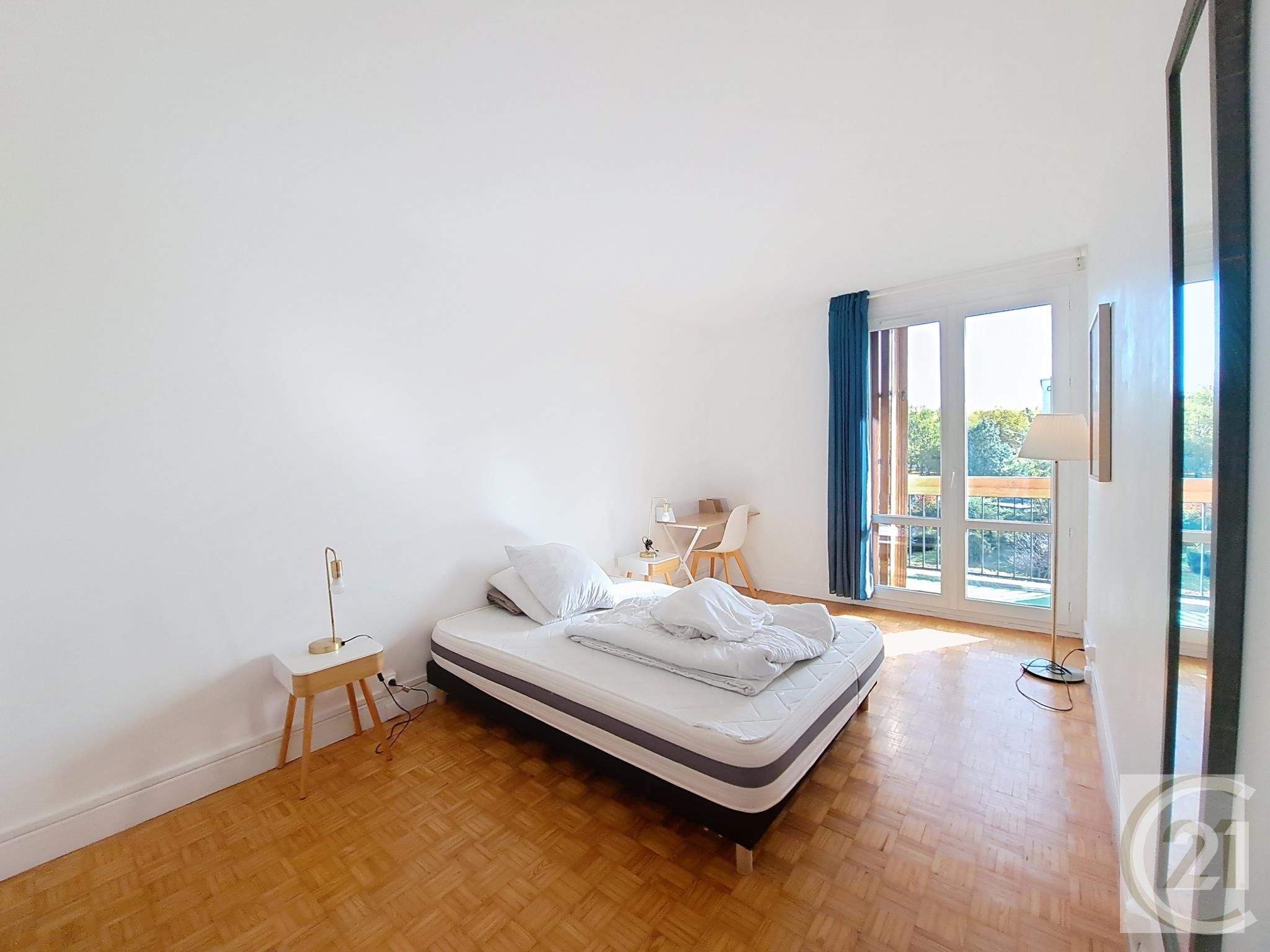 Appartement F4 à louer - 4 pièces - 84.0 m2 - COMPIEGNE - Miniature 6