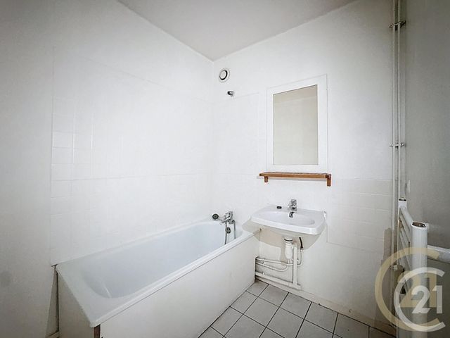 Appartement F3 à vendre - 3 pièces - 72.5 m2 - COMPIEGNE - 60 - PICARDIE - Century 21 Infinity