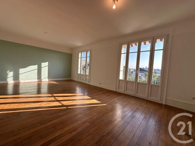 Appartement F5 à louer - 4 pièces - 113.28 m2 - COMPIEGNE - 60 - PICARDIE - Century 21 Infinity