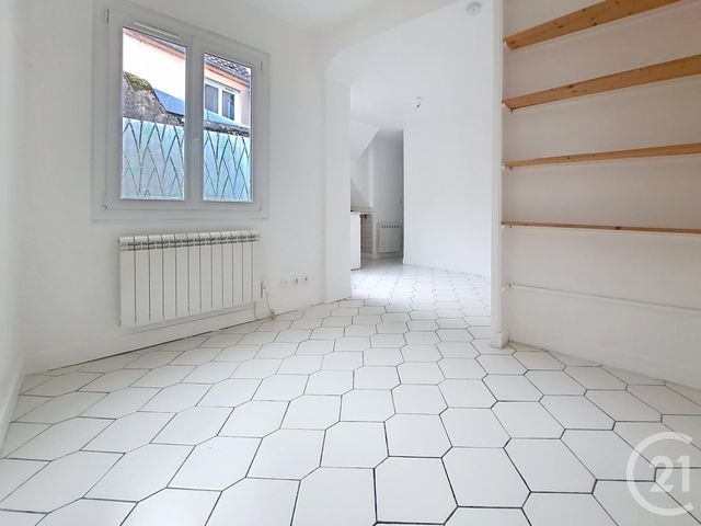 Appartement F1 à louer - 1 pièce - 18.58 m2 - COMPIEGNE - 60 - PICARDIE - Century 21 Infinity