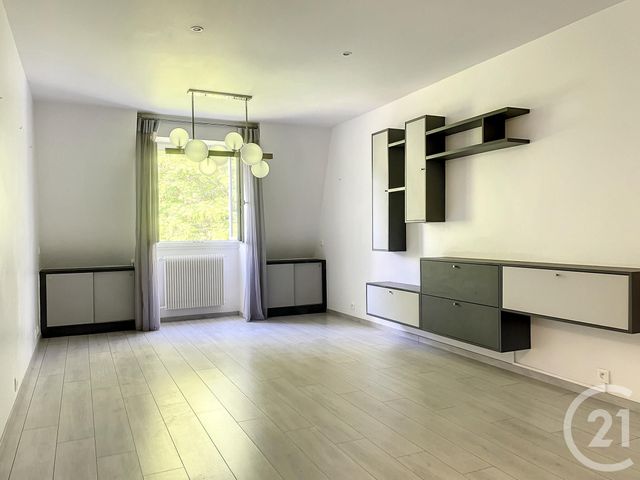 Appartement F3 à louer - 3 pièces - 72.15 m2 - COMPIEGNE - 60 - PICARDIE - Century 21 Infinity