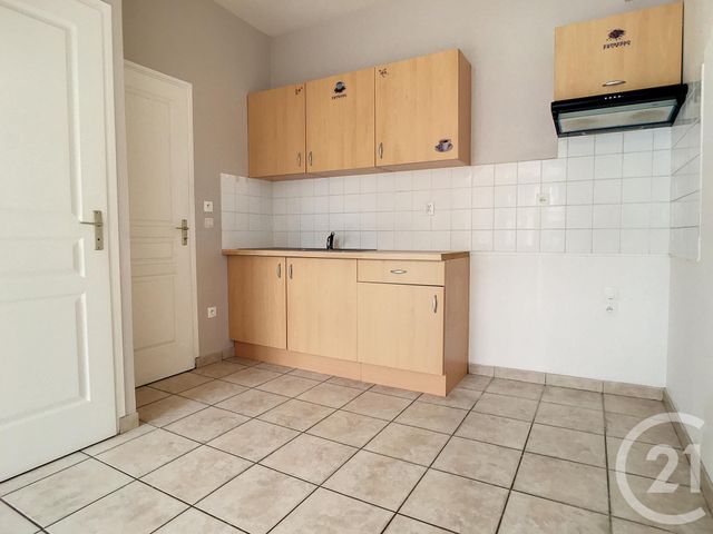 Appartement F4 à louer - 4 pièces - 71.81 m2 - BETHISY ST PIERRE - 60 - PICARDIE - Century 21 Infinity