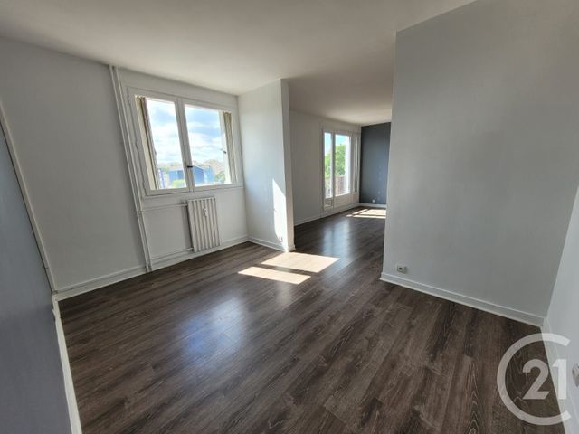 Afficher la photo en grand Appartement F5 à vendre - 5 pièces - 97.94 m2 - COMPIEGNE - 60 - PICARDIE - Century 21 Infinity
