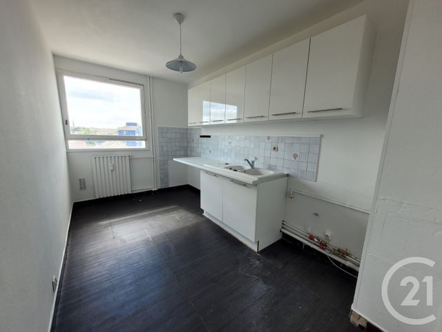 Afficher la photo en grand Appartement F5 à vendre - 5 pièces - 97.94 m2 - COMPIEGNE - 60 - PICARDIE - Century 21 Infinity