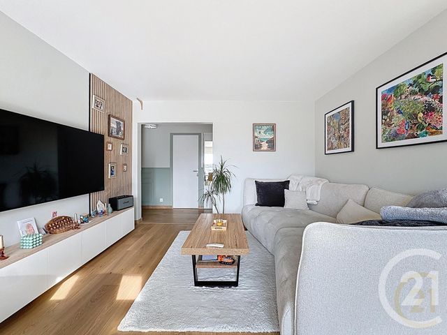 Afficher la photo en grand Appartement F3 à vendre - 3 pièces - 70.0 m2 - COMPIEGNE - 60 - PICARDIE - Century 21 Infinity