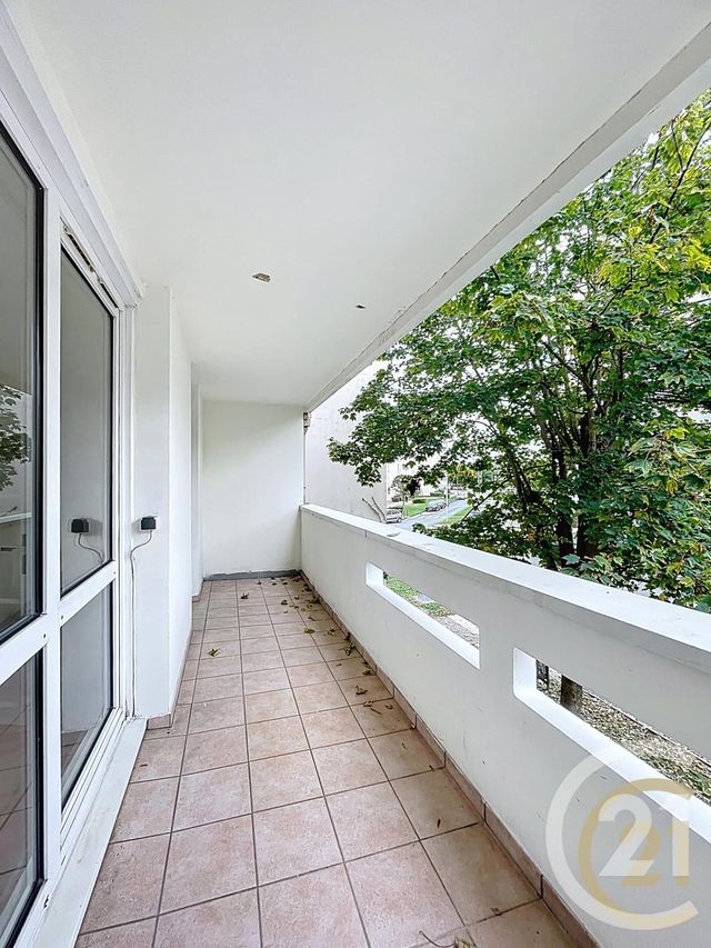 Afficher la photo en grand Appartement F3 à louer - 3 pièces - 74.42 m2 - COMPIEGNE - 60 - PICARDIE - Century 21 Infinity