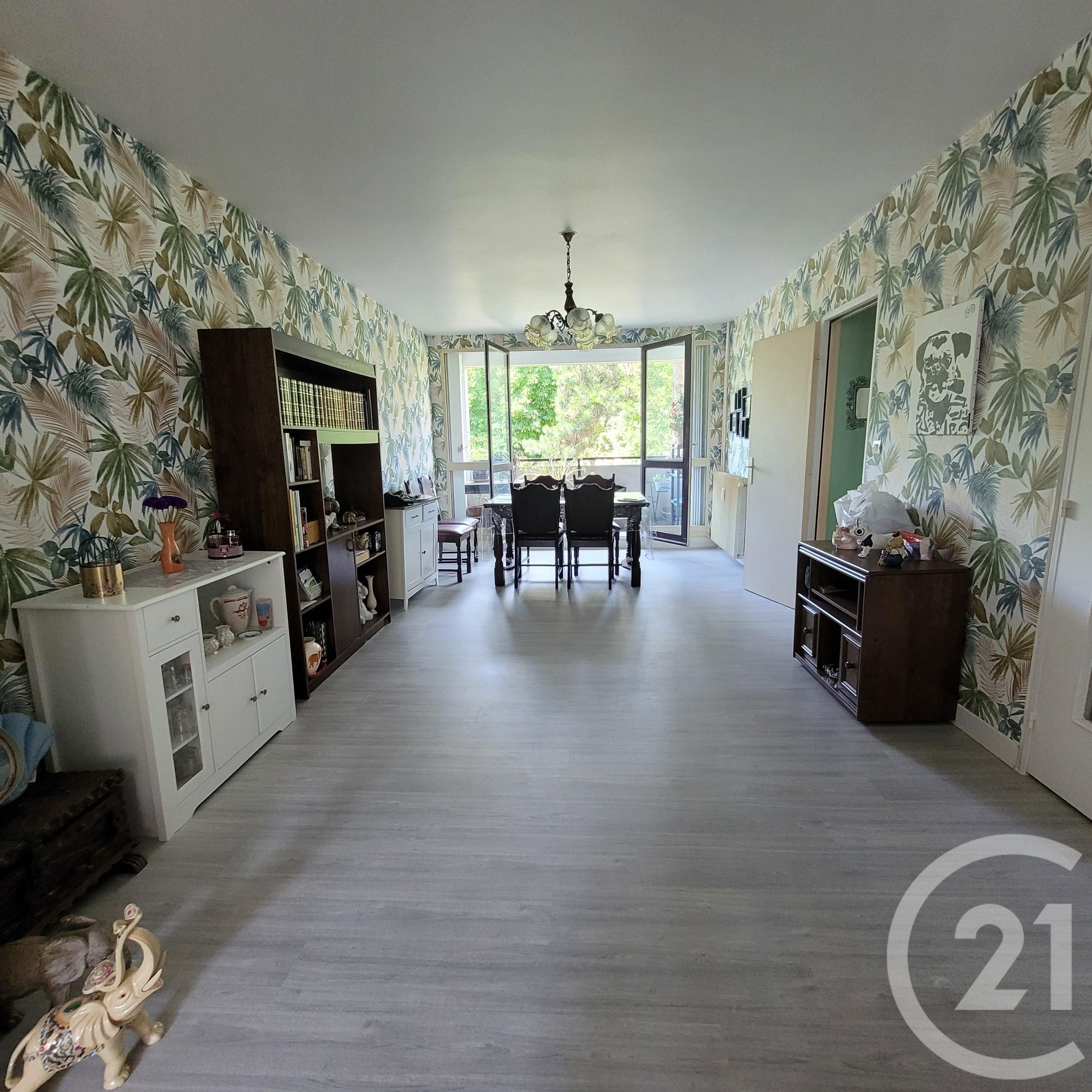 Appartement F3 à vendre - 3 pièces - 76.12 m2 - COMPIEGNE - Miniature 4
