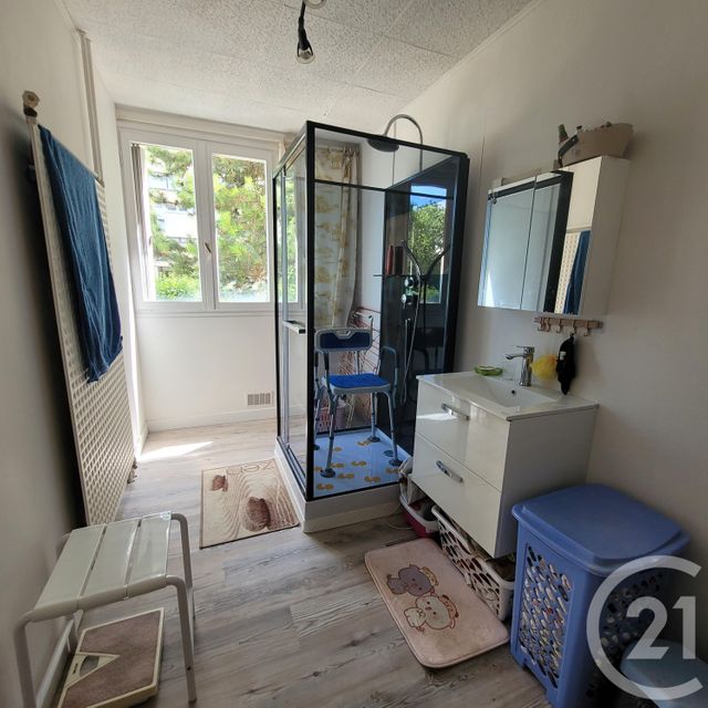 Appartement F3 à vendre - 3 pièces - 76.12 m2 - COMPIEGNE - 60 - PICARDIE - Century 21 Infinity