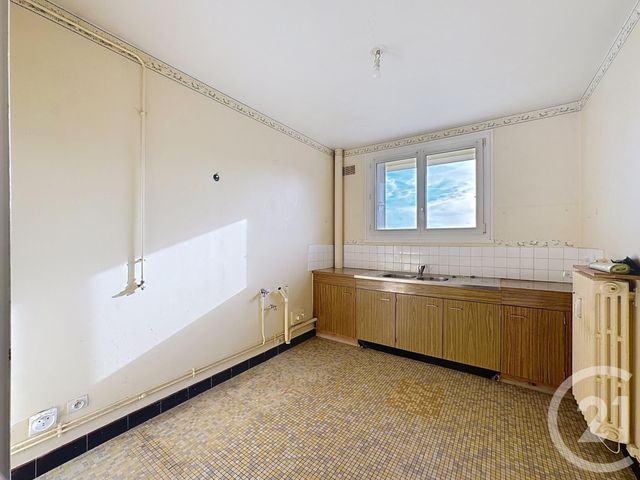 Appartement F5 à vendre - 5 pièces - 96.18 m2 - 60 - PICARDIE - Century 21 Infinity