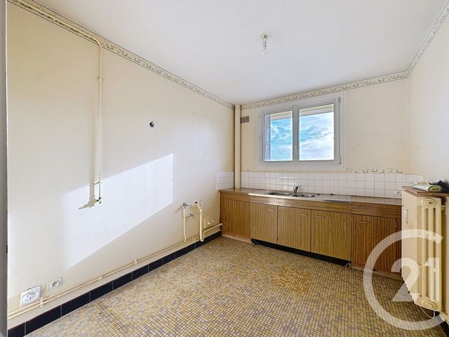 Appartement F5 à vendre - 5 pièces - 96.18 m2 - 60 - PICARDIE - Century 21 Infinity