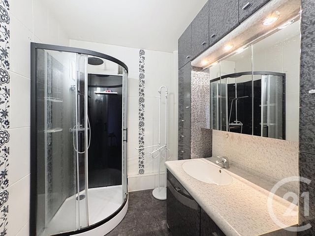 Appartement F5 à vendre - 5 pièces - 96.18 m2 - 60 - PICARDIE - Century 21 Infinity