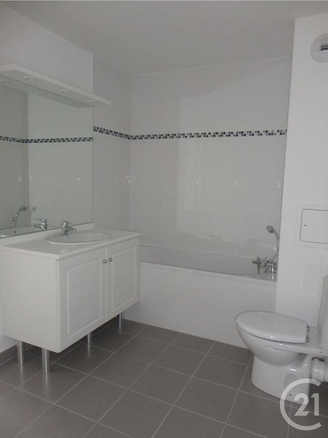 Appartement F2 à louer - 2 pièces - 54.0 m2 - COMPIEGNE - 60 - PICARDIE - Century 21 Infinity