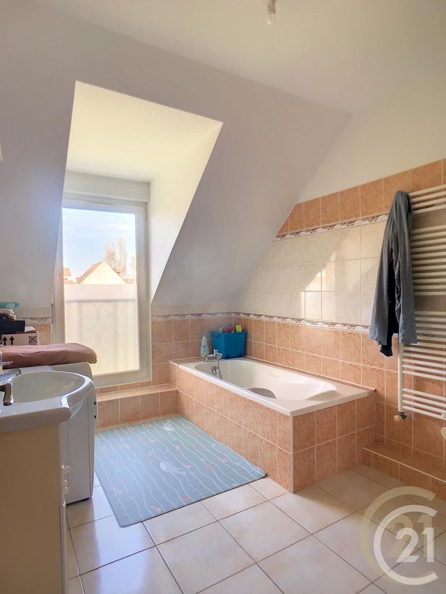 maison à louer - 5 pièces - 117.0 m2 - LACROIX ST OUEN - 60 - PICARDIE - Century 21 Infinity