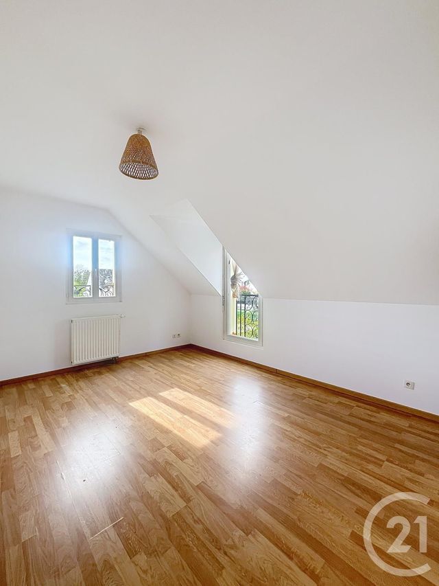 maison à louer - 5 pièces - 117.0 m2 - LACROIX ST OUEN - 60 - PICARDIE - Century 21 Infinity