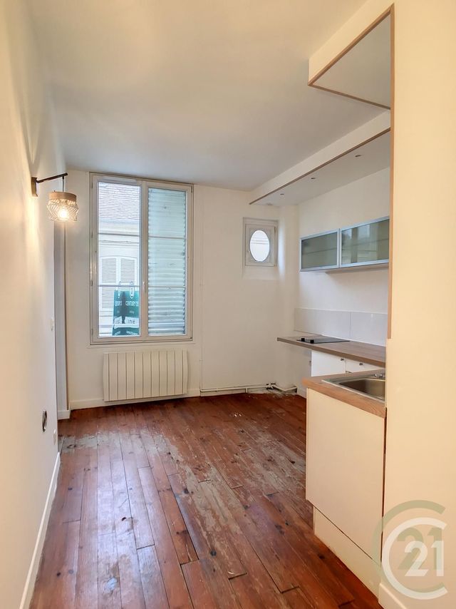 Appartement F2 à louer - 2 pièces - 41.32 m2 - COMPIEGNE - 60 - PICARDIE - Century 21 Infinity