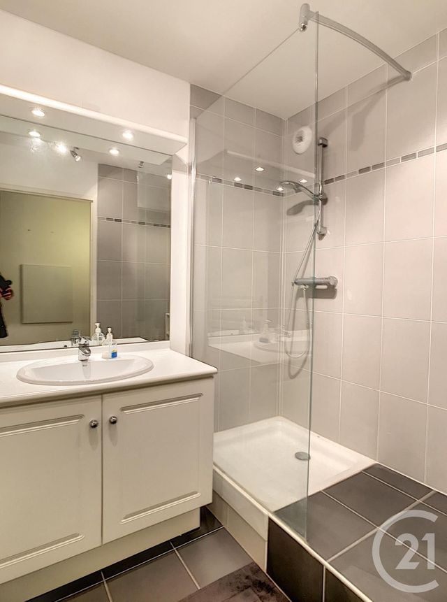 Appartement F3 à louer - 3 pièces - 72.74 m2 - COMPIEGNE - 60 - PICARDIE - Century 21 Infinity