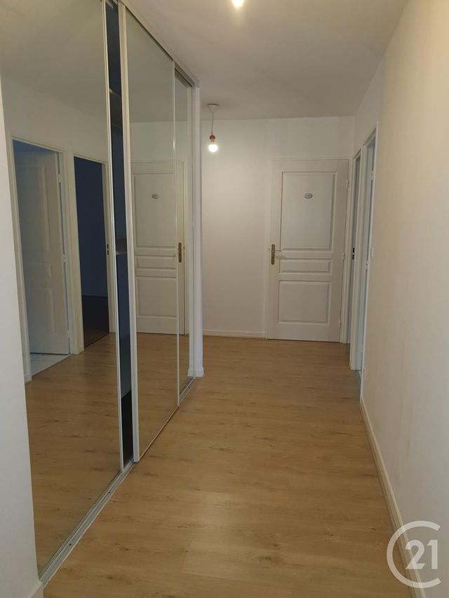 Appartement F3 à louer - 3 pièces - 71.73 m2 - COMPIEGNE - 60 - PICARDIE - Century 21 Infinity