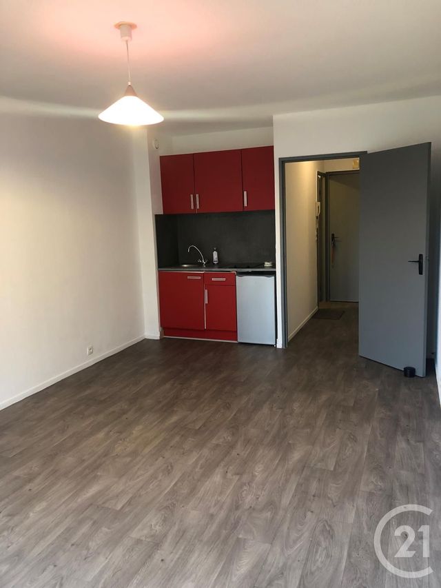 Appartement F1 à louer - 1 pièce - 27.43 m2 - COMPIEGNE - 60 - PICARDIE - Century 21 Infinity