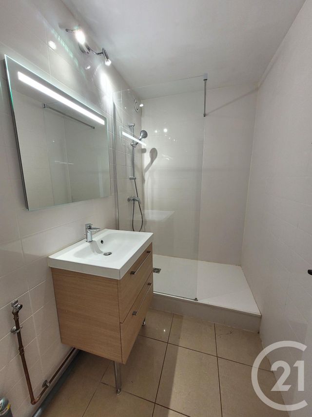 Appartement F4 à vendre - 4 pièces - 80.12 m2 - COMPIEGNE - 60 - PICARDIE - Century 21 Infinity