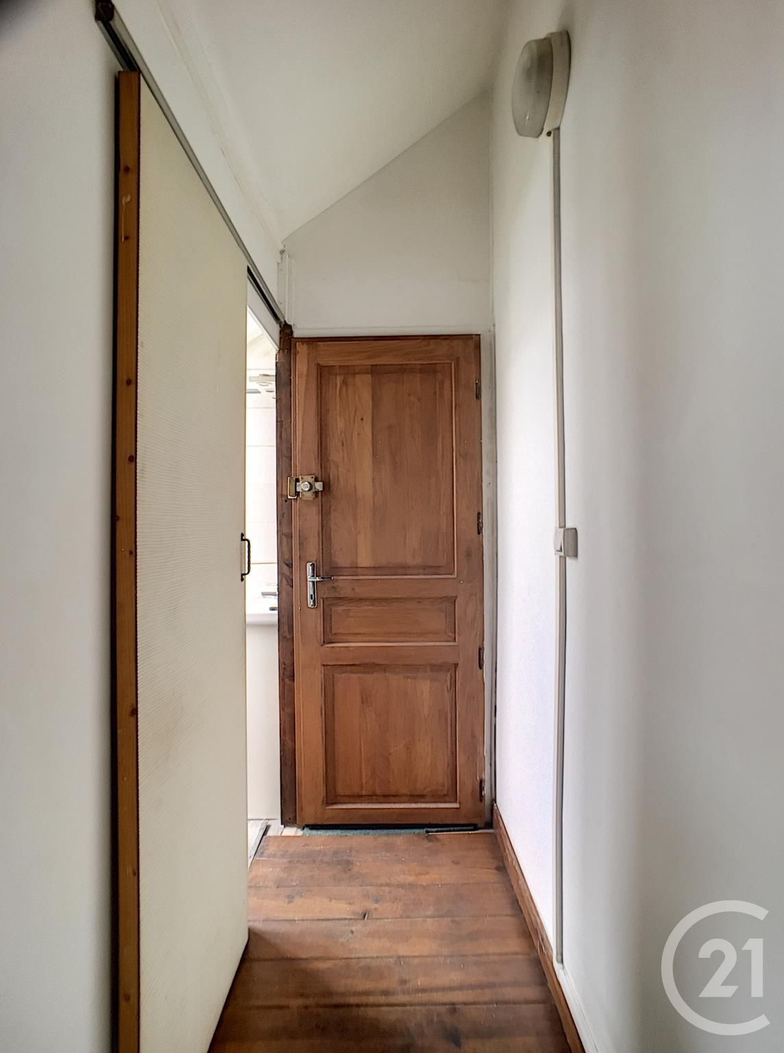 Appartement F1 à louer - 1 pièce - 15.49 m2 - VENETTE - Miniature 2