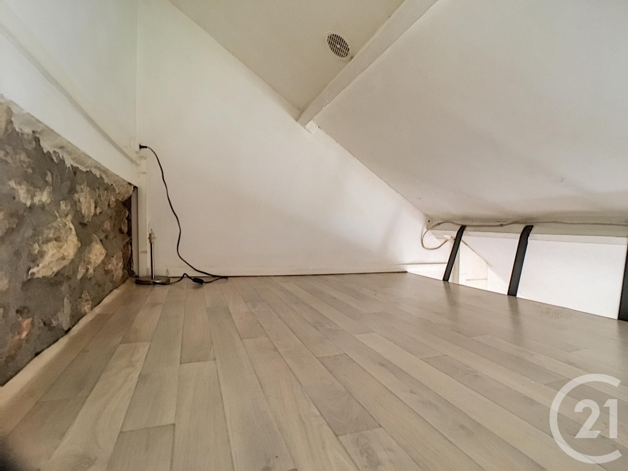 Appartement F1 à louer - 1 pièce - 15.49 m2 - VENETTE - Miniature 3
