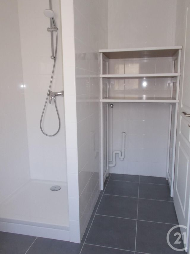 Appartement Studio à louer - 1 pièce - 26.38 m2 - COMPIEGNE - 60 - PICARDIE - Century 21 Infinity