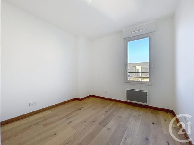 Appartement F4 à vendre - 4 pièces - 72.0 m2 - MARGNY LES COMPIEGNE - 60 - PICARDIE - Century 21 Infinity