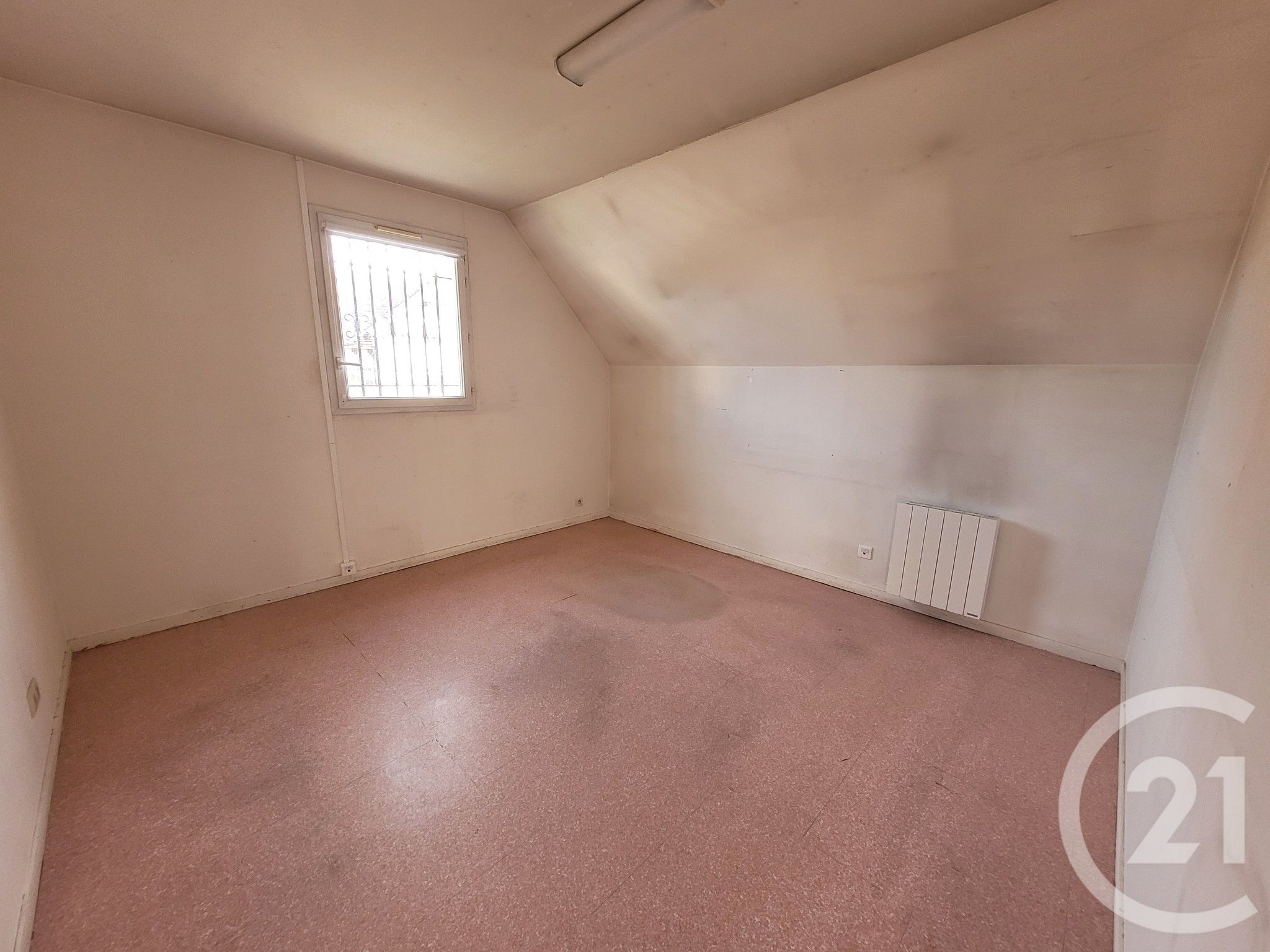 maison à vendre - 8 pièces - 168.0 m2 - COMPIEGNE - Miniature 13