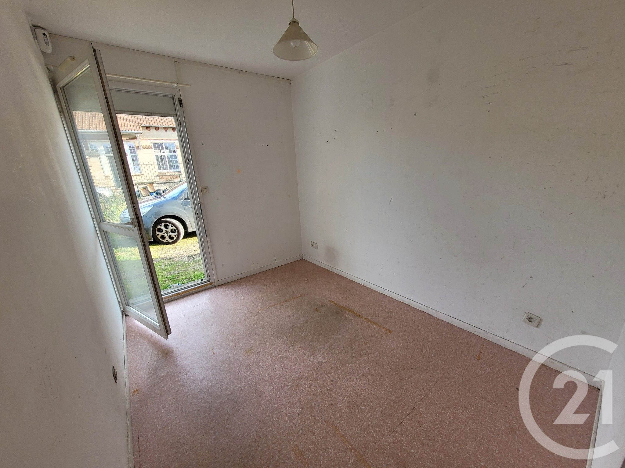 maison à vendre - 8 pièces - 168.0 m2 - COMPIEGNE - Miniature 7