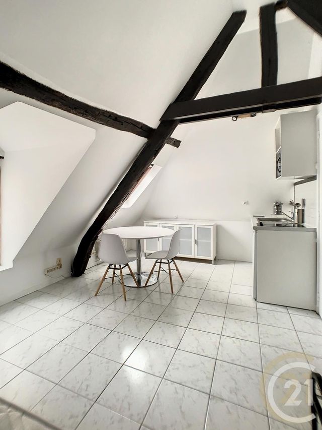 Appartement F1 à louer - 1 pièce - 20.87 m2 - COMPIEGNE - 60 - PICARDIE - Century 21 Infinity
