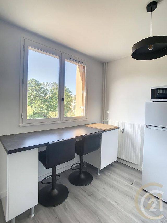 Appartement F1 à louer - 1 pièce - 26.92 m2 - COMPIEGNE - 60 - PICARDIE - Century 21 Infinity
