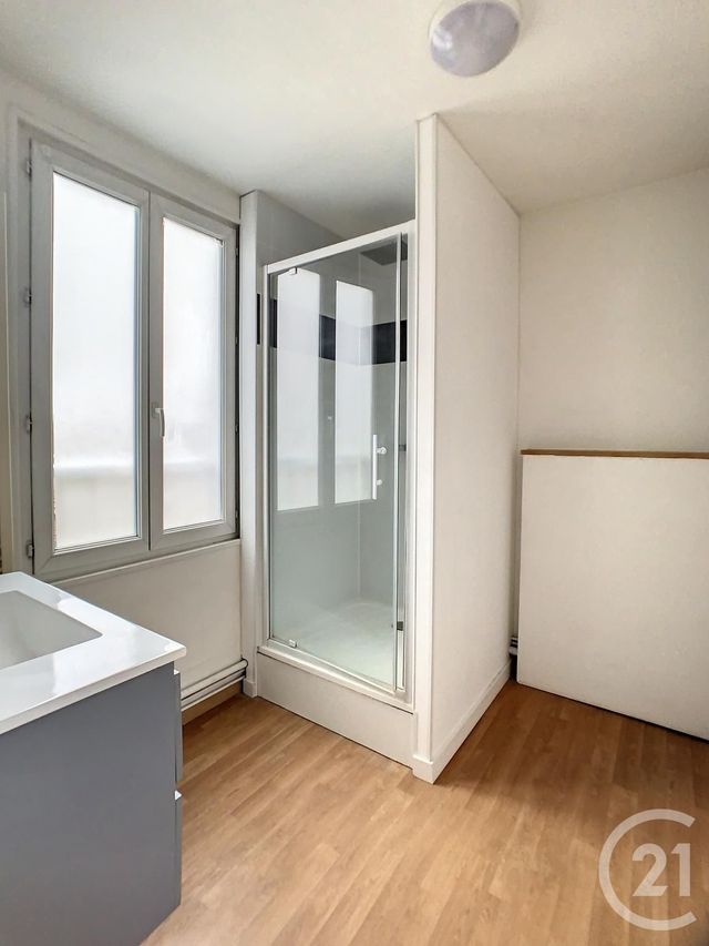 Appartement F3 à louer - 3 pièces - 78.7 m2 - VENETTE - 60 - PICARDIE - Century 21 Infinity