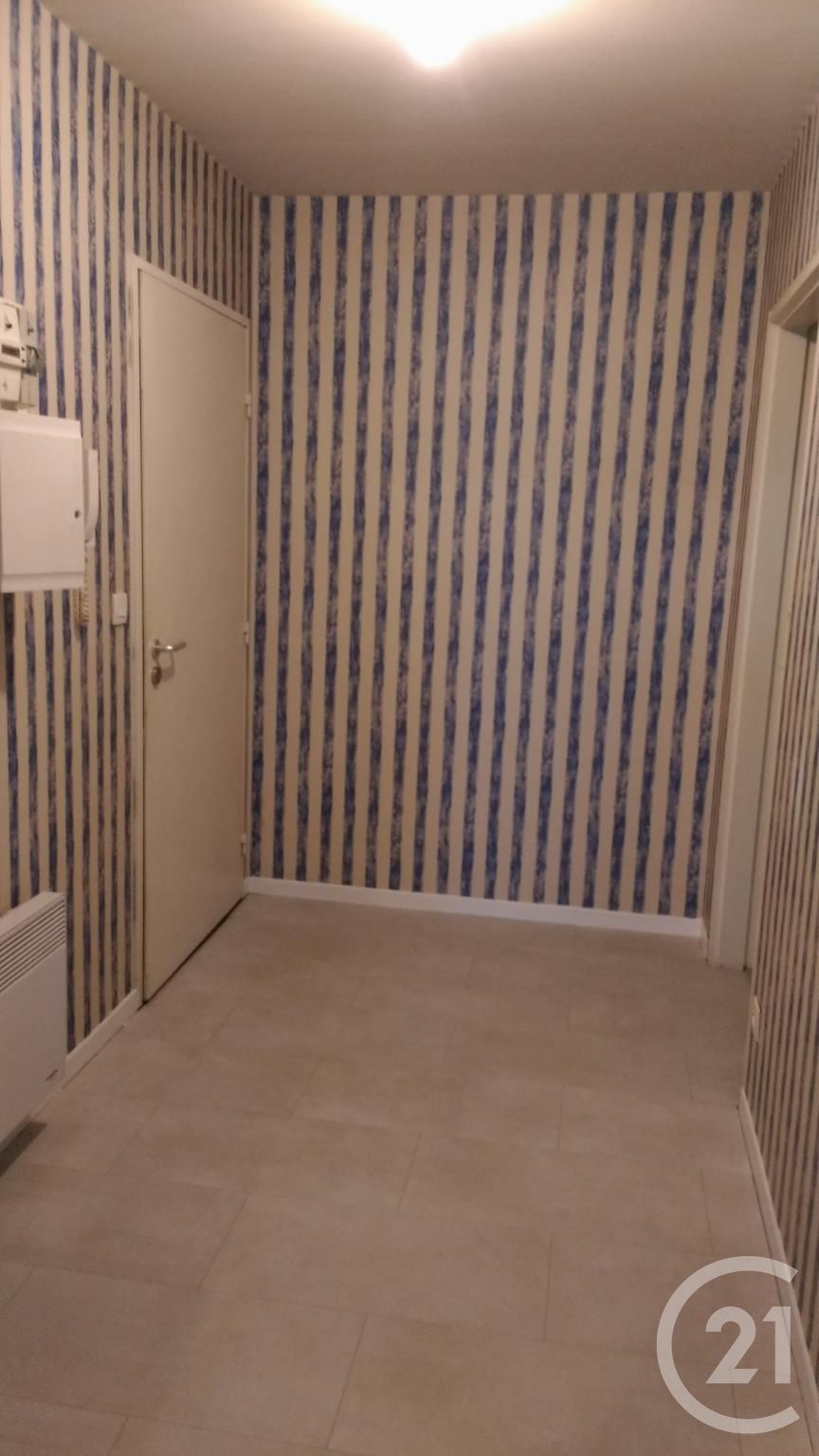 Appartement F3 à vendre - 3 pièces - 67.34 m2 - COMPIEGNE - Miniature 4
