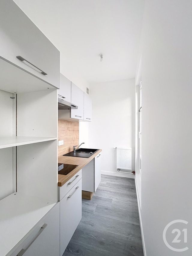 Appartement F1 à louer - 1 pièce - 26.85 m2 - COMPIEGNE - 60 - PICARDIE - Century 21 Infinity