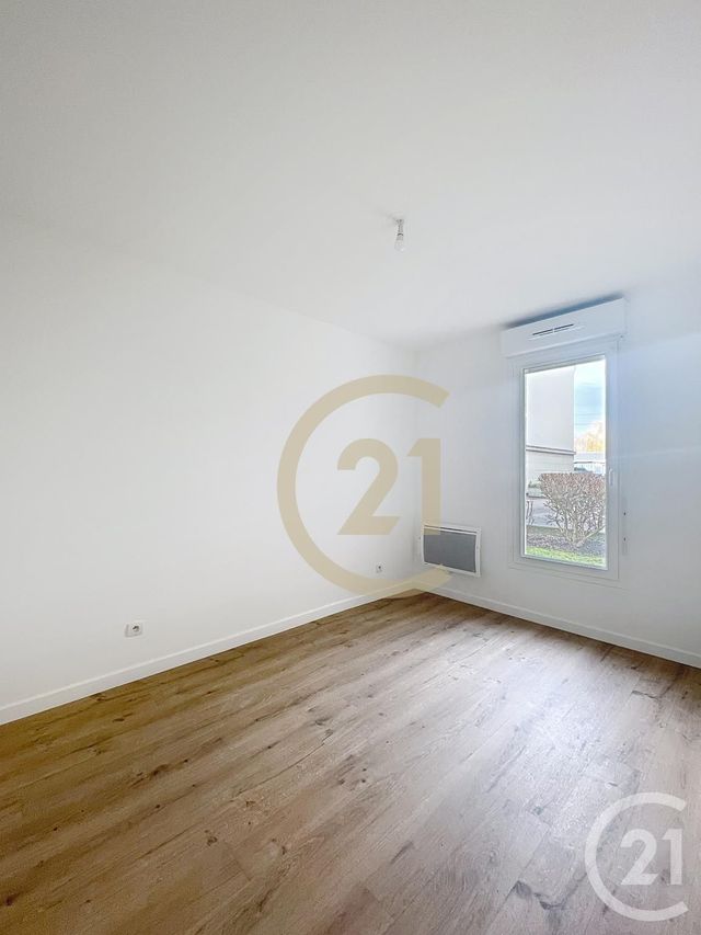 Appartement F4 à louer - 4 pièces - 71.3 m2 - MARGNY LES COMPIEGNE - 60 - PICARDIE - Century 21 Infinity