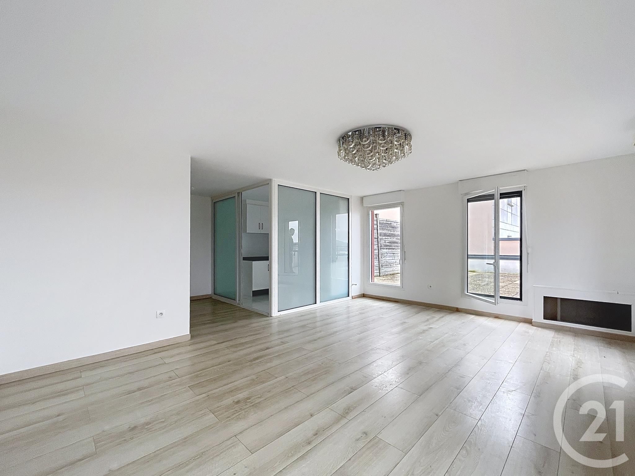 Appartement F3 à vendre - 3 pièces - 72.2 m2 - COMPIEGNE - Miniature 3