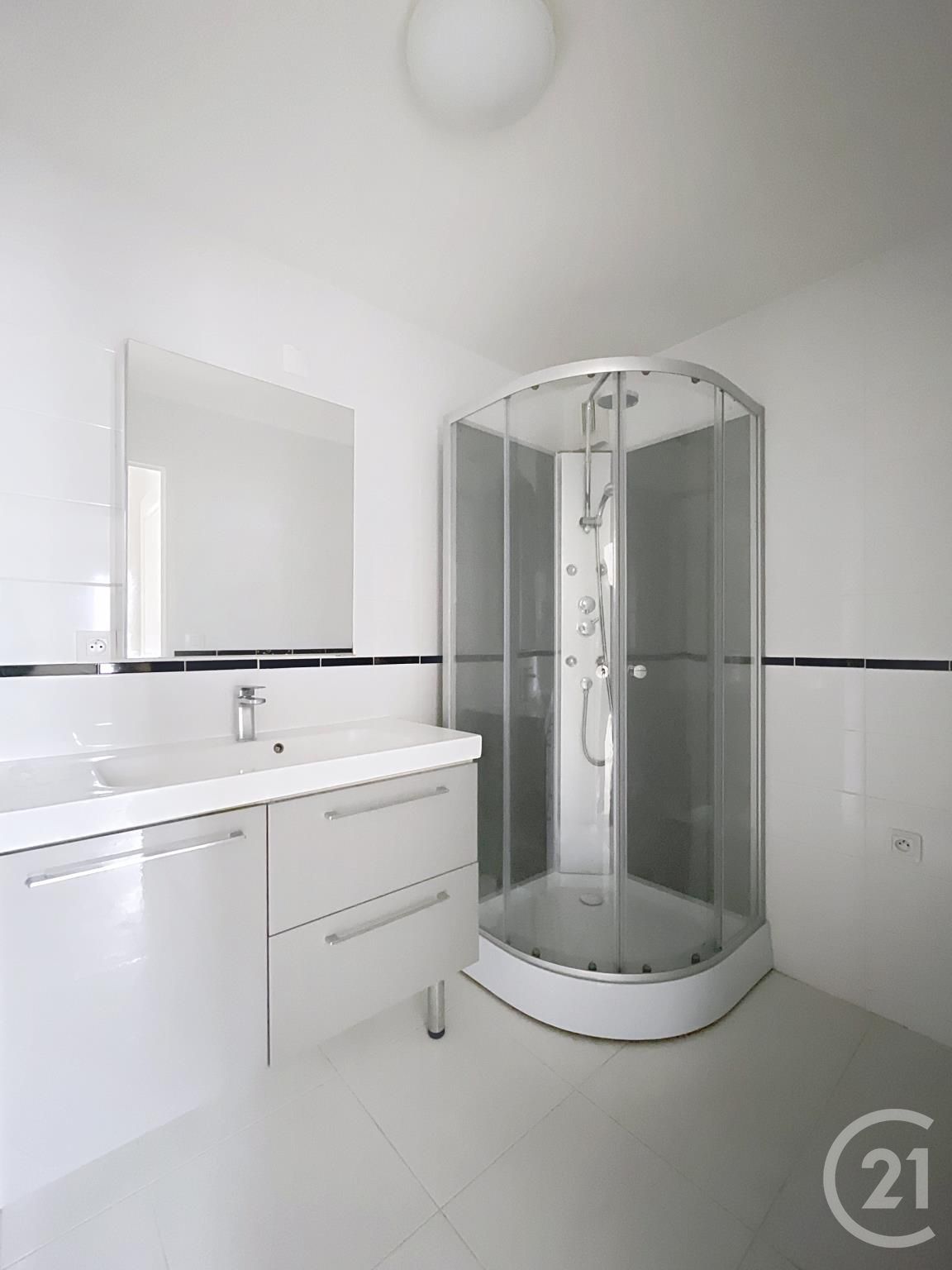 Appartement F3 à vendre - 3 pièces - 72.2 m2 - COMPIEGNE - Miniature 5