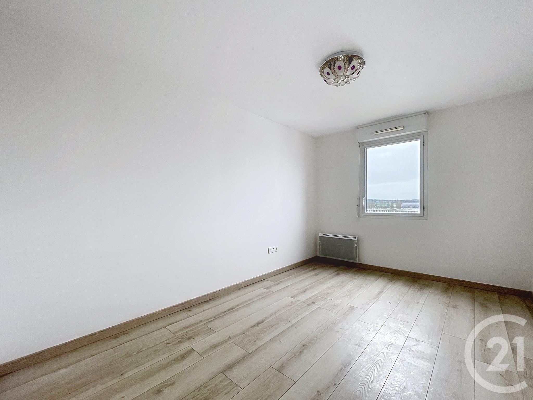 Appartement F3 à vendre - 3 pièces - 72.2 m2 - COMPIEGNE - Miniature 8